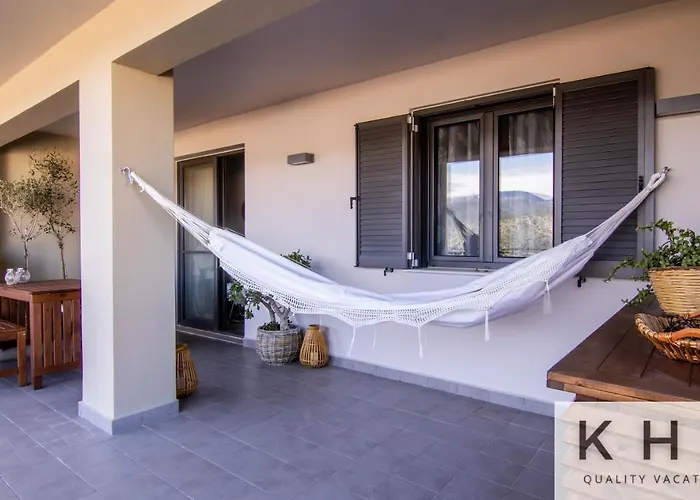Majestic View Boho Style Retreat!